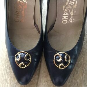 Salvatore Ferragamo Vintage Black Leather Pumps